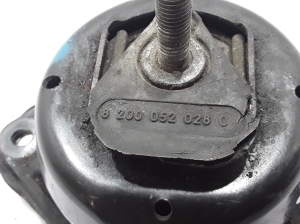 RENAULT Vel Satis (2002–2009) Engine mount 8200052028 - 2
