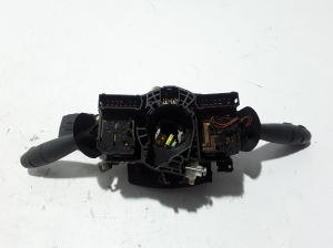 RENAULT Vel Satis (2002–2009) Switch and its parts 8200260781 - 3