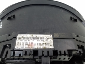 Mercedes Benz C-Class 205 (2014–2021) Instrument cluster A2059000218 - 3