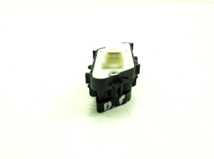 Mercedes Benz C-Class 205 (2014–2021) Door lock/unlock switch A2059055151 - 3