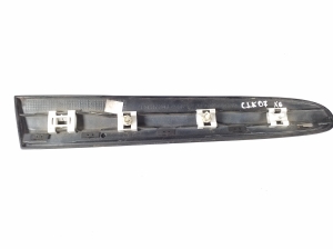 Mercedes Benz CLK-Class 209 (2002–2009) Tagumise poritiiva liist A2096902562 - 3