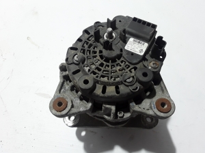 Dacia Dokker (2012–2017) Alternator 231002949R - 2