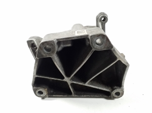 Mercedes Benz SLK-Class 172 (2011–2026) Motorhalter A6512234004 - 3