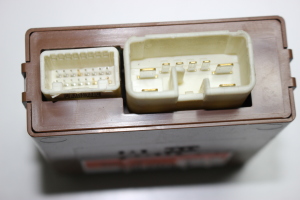 LEXUS GS (2011–2017) Vadības bloks 89050-30030 - 2