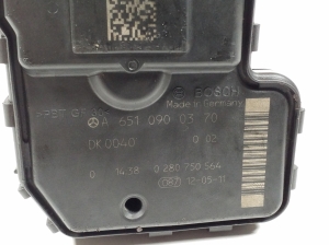 Mercedes Benz SLK-Class 172 (2011–2026) Accelerator valve A6510900370 - 3