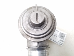 BMW 5 SERIES E60 (2003–2010) Vanne EGR 7789999 - 3