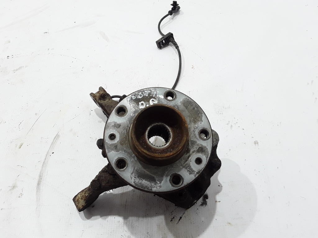 Used Dacia Duster Hub front 400144683R