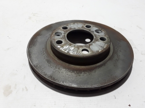   Brake disc front 