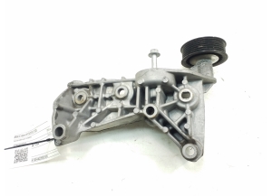 Mercedes Benz Citan 415 (2012–2021) Lichtmaschinenhalter 8200663057 - 4