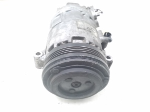 A/C compressor - 6905643