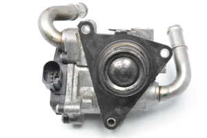  EGR valve 