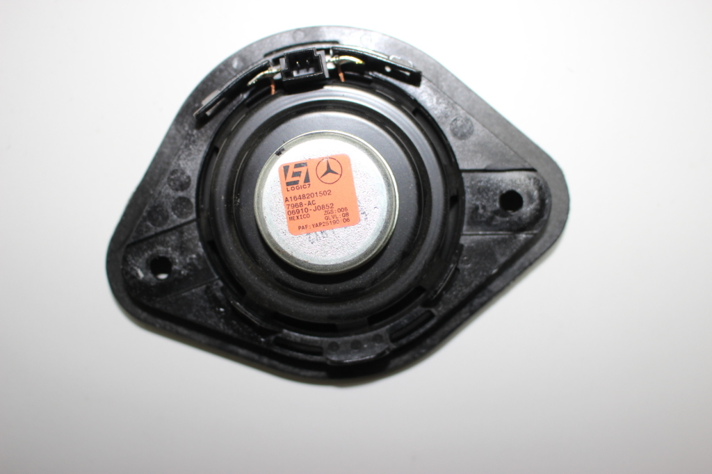 MERCEDES-BENZ GL-Class X164 (2006-2012) Subwoofer A1648201502 21905761