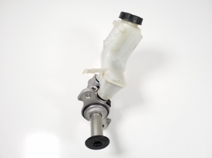 AUDI A3 8V (2012–2020) Brake master cylinder 5Q2611301 - 4