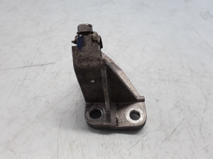 RENAULT Laguna III (2007–2015) Front drive shaft bracket 8200371715 - 3