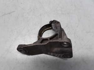 RENAULT Laguna III (2007–2015) Front drive shaft bracket 8200371715 - 4