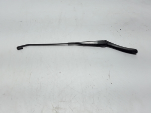  Windshield wiper blade 