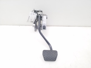 Brake pedal - 6751975