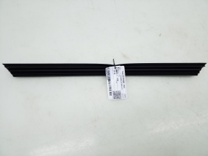 Rear side door inner window molding - A2127353465