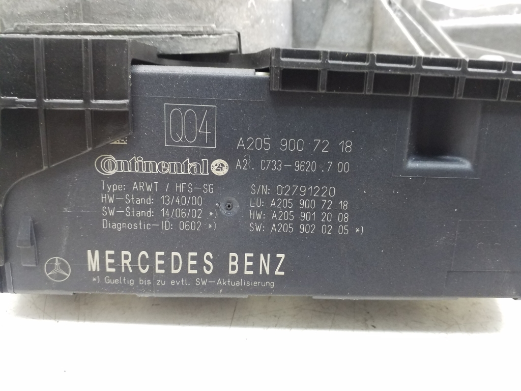 MERCEDES-BENZ C-Class W205/S205/C205 (2014-2023) Доводчик задней крышки A0997602601, A2058200342 20387046