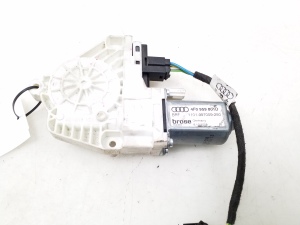 Moteur de lève-vitre de porte avant - 4F0959801D