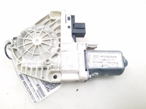Moteur de lève-vitre de porte avant - 4F0959801B
