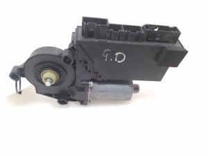 Volkswagen Touareg I (2002–2010) Hinterer Seitentür-Fensterhebermotor 3D0959794E - 2
