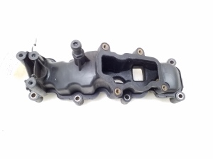  Intake manifold 