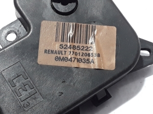 RENAULT Espace IV (2002–2014) Stellmotor Heizungsklappe 7701206538 - 2