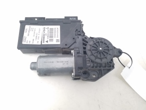 AUDI A4 B6 (2000–2005) Hinterer Seitentür-Fensterhebermotor 8E0959802E