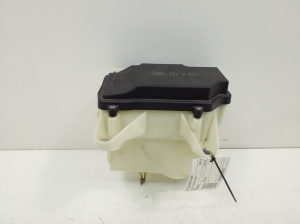   Kaitsmekarbi korpus kapoti all  - A2055400124 