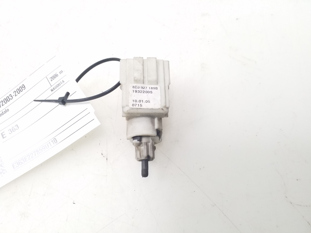 Used Volkswagen Transporter Clutch switch to pedal 8E0927189B