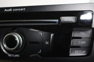 AUDI S4 (2008–2015) Radio (head unit) 8R1035186Q - 4
