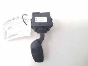 BMW 5 SERIES E60 (2003–2010) Scheibenwischerschalter 6924106 - 2