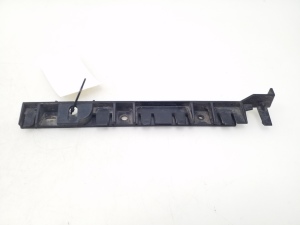 BMW 1 SERIES E87 (2003–2012) Halter Kotflügel vorne 7118160 - 2