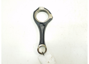  Connecting rod 