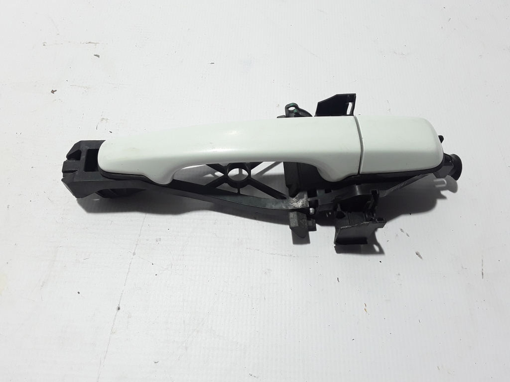 VOLVO XC60 1 generation (2008-2017) Left Side Sliding Door Exterior Handle 22384225