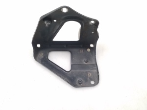 Front fender bracket - 4F0821135