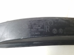 BMW 5 SERIES E60 (2003–2010) Motorhaubenscharnier-Verkleidung 7034160 - 2