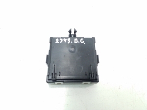  Rear side door control unit 