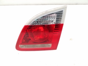  Rear light on cover 
