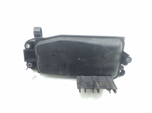 Mercedes Benz C-Class 205 (2014–2021) Muu paak A6510701000 - 2