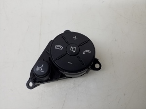 Steering wheel switch - A2048210051