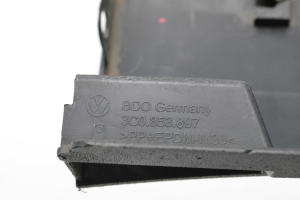 Volkswagen Passat B6 (2005–2010) Veel üks välise aknalaua detail 3C0853897 - 2