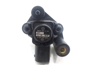 Mercedes Benz C-Class 205 (2014–2021) Sonstiger Sensor A0101537228 - 3
