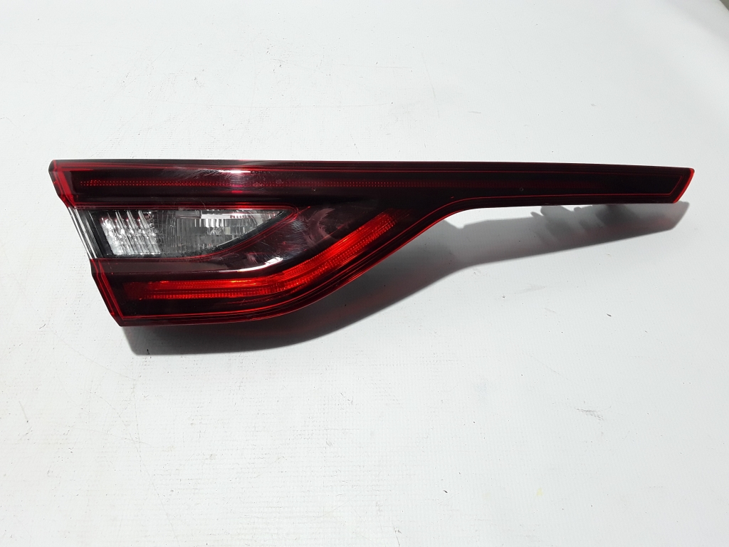 RENAULT Talisman II (2015–2026) Tagatuli tagaluugil 265555331R RENAULT Talisman II (2015–2026) Tagatuli tagaluugil 265555331R