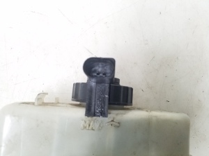 BMW 3 SERIES E46 (1998–2007) Brake master cylinder - 2