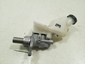   Master cylinder 