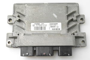 Calculateur moteur - 8200783095