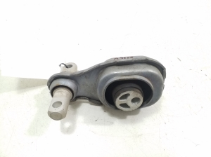 Mercedes Benz A-Class 177 (2018–2026) Engine mount A2472400600 - 3