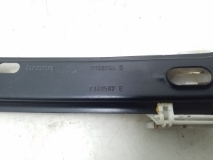 BMW 3 SERIES E90 (2004–2013) Esiukse aknatõstuk ja selle osad - 2